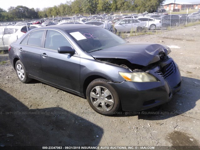 4T1BE46K77U177606 - 2007 TOYOTA CAMRY NEW GENERAT CE/LE/XLE/SE GRAY photo 1