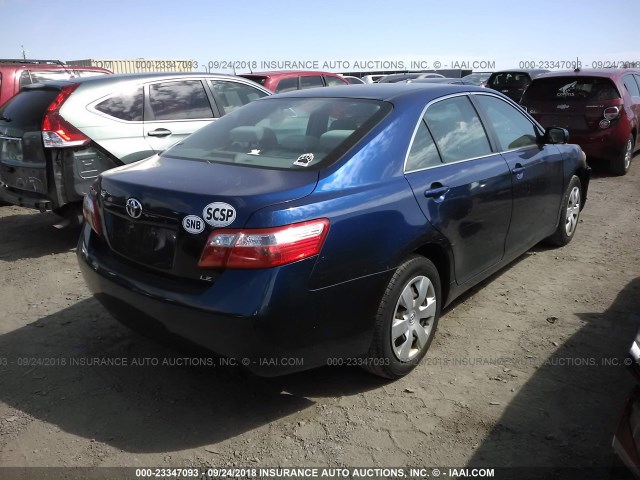JTNBE46K373097208 - 2007 TOYOTA CAMRY NEW GENERAT CE/LE/XLE/SE BLUE photo 4