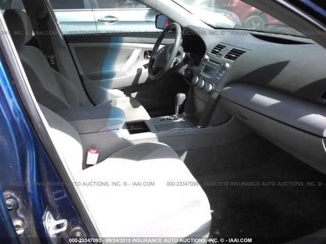 JTNBE46K373097208 - 2007 TOYOTA CAMRY NEW GENERAT CE/LE/XLE/SE BLUE photo 5