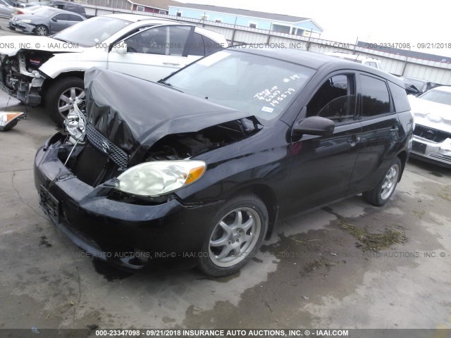2T1KR32EX8C708623 - 2008 TOYOTA COROLLA MATRIX XR BLACK photo 2
