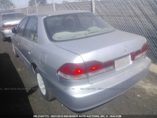 1HGCF86621A081991 - 2001 HONDA ACCORD VALUE SILVER photo 3