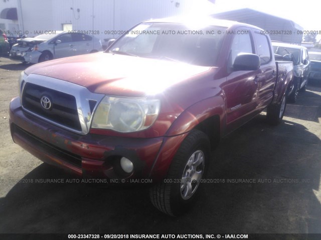 5TEKU72N45Z104495 - 2005 TOYOTA TACOMA DBL CAB PRERUNNER LNG BED BURGUNDY photo 2