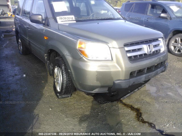 5FNYF18197B015810 - 2007 HONDA PILOT LX GREEN photo 6