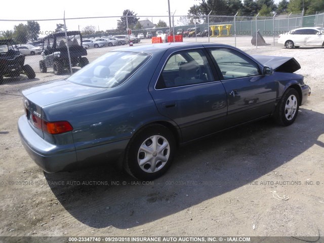 4T1BG22KX1U849069 - 2001 TOYOTA CAMRY CE/LE/XLE Light Blue photo 4