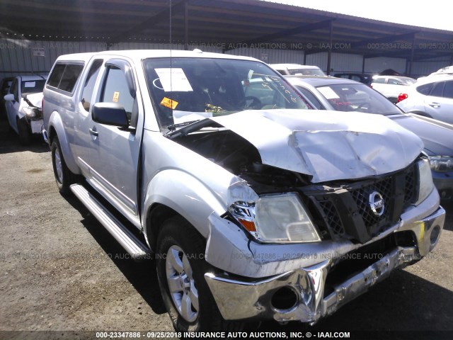 1N6AD0CU0BC408410 - 2011 NISSAN FRONTIER SV/PRO-4X SILVER photo 1