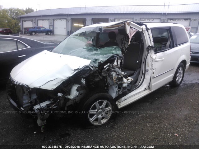 2A4RR5D14AR176449 - 2010 CHRYSLER TOWN & COUNTRY TOURING WHITE photo 2