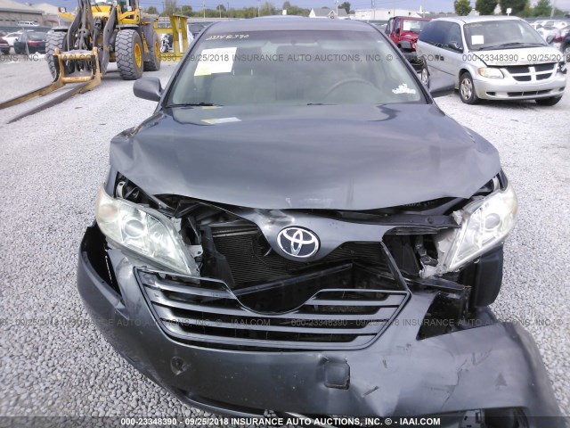 4T4BE46K19R139085 - 2009 TOYOTA CAMRY SE/LE/XLE GRAY photo 6