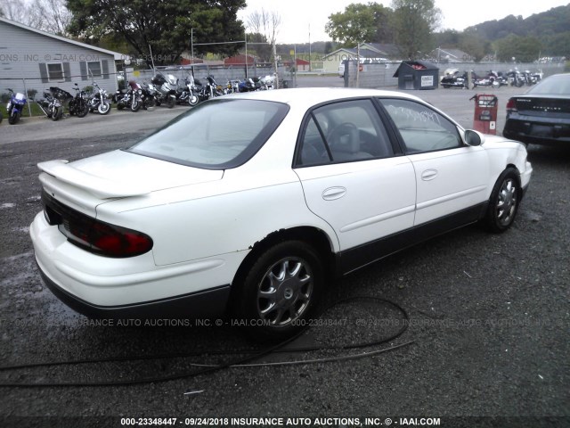 2G4WF521031157110 - 2003 BUICK REGAL GS WHITE photo 4