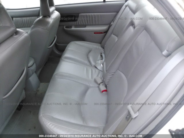 2G4WF521031157110 - 2003 BUICK REGAL GS WHITE photo 8