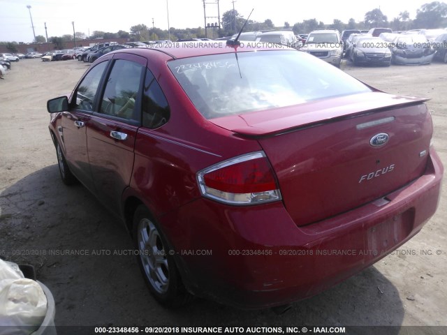 1FAHP35N28W223398 - 2008 FORD FOCUS SE/SEL/SES RED photo 3