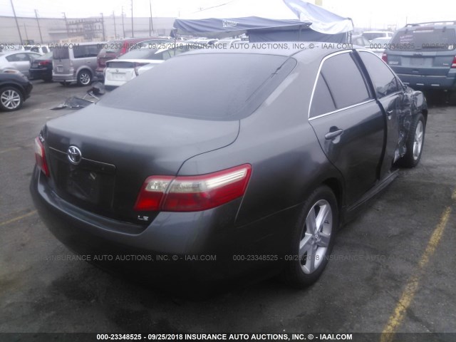 4T4BE46K19R070270 - 2009 TOYOTA CAMRY SE/LE/XLE 灰色 照片 4