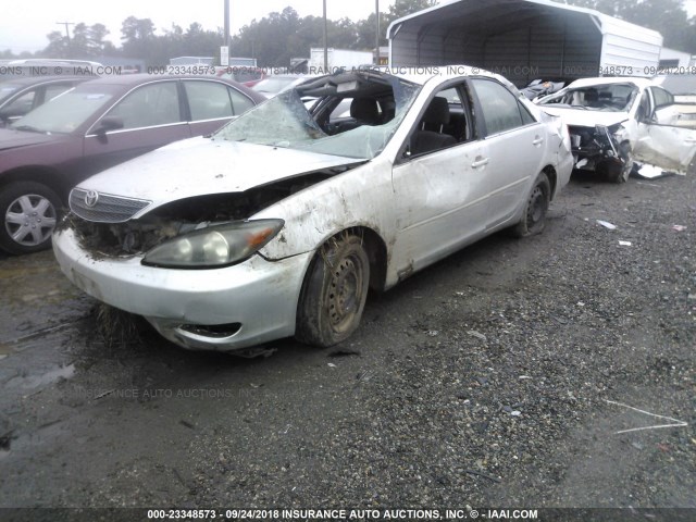 4T1BF30K53U551091 - 2003 TOYOTA CAMRY LE/XLE/SE Күміс фото 2