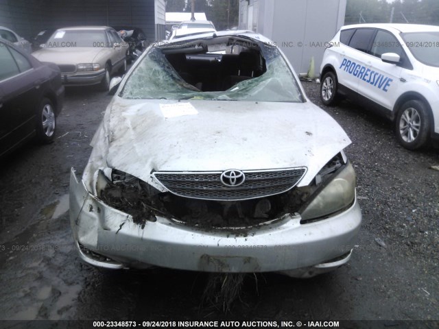4T1BF30K53U551091 - 2003 TOYOTA CAMRY LE/XLE/SE Күміс фото 6