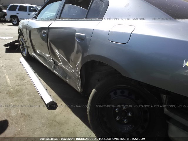 2C3CDXCT9DH612736 - 2013 DODGE CHARGER R/T GRAY photo 6