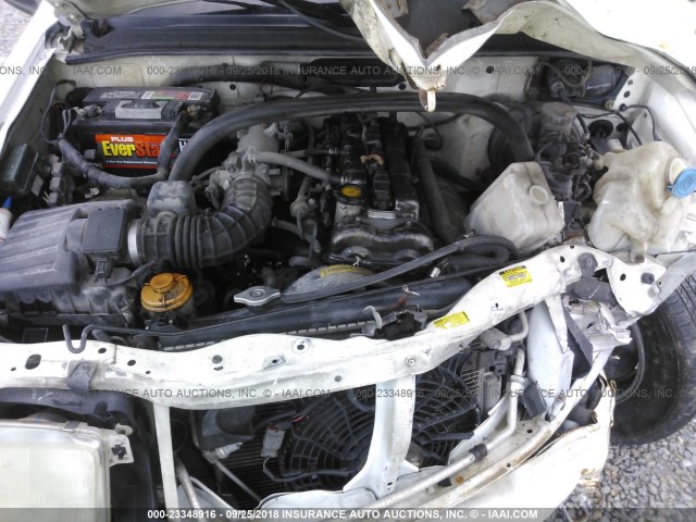 2CNBJ13C4Y6919791 - 2000 CHEVROLET TRACKER WHITE photo 10