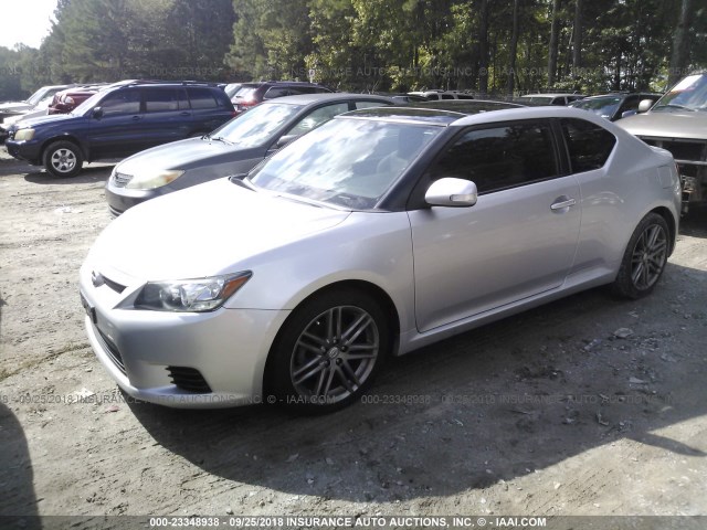 JTKJF5C71C3028958 - 2012 TOYOTA SCION TC 银色 照片 2