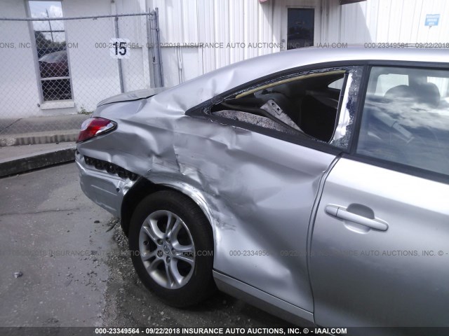 4T1CE38P05U962862 - 2005 TOYOTA CAMRY SOLARA SE/SLE Gümüş foto 6