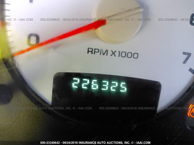 3D7KA28D33G736168 - 2003 DODGE RAM 2500 ST/SLT 白色 照片 7