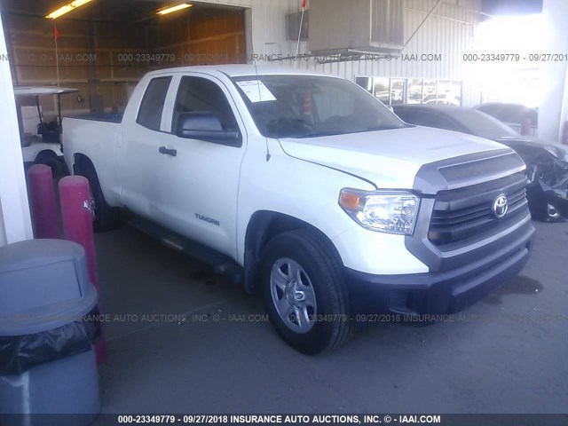 5TFRM5F13FX083139 - 2015 TOYOTA TUNDRA DOUBLE CAB SR/SR5 WHITE photo 1