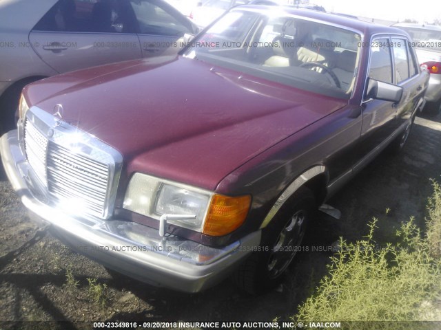 WDBCA35D8JA368041 - 1988 MERCEDES-BENZ 420 SEL MAROON photo 2