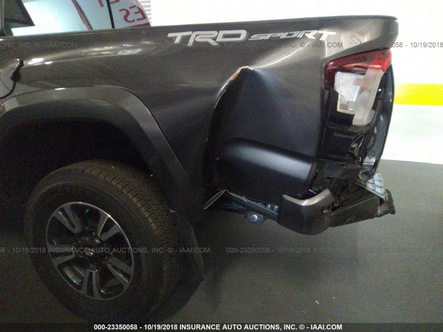 3TMAZ5CN4JM057492 - 2018 TOYOTA TACOMA DBL CAB/SR5/TRD SPORT/OR GRAY photo 6