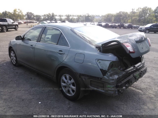 4T4BF3EK8BR098419 - 2011 TOYOTA CAMRY SE/LE/XLE 绿色 照片 3