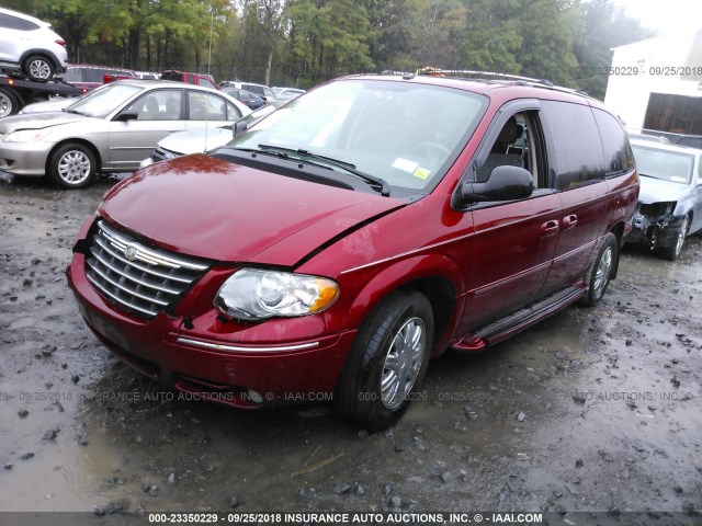 2A4GP64L67R125788 - 2007 CHRYSLER TOWN & COUNTRY LIMITED RED photo 2