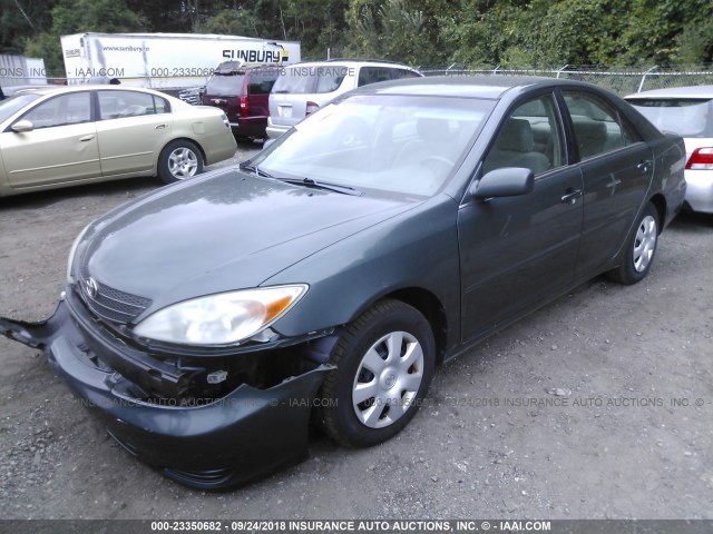4T1BE30K14U342645 - 2004 TOYOTA CAMRY LE/XLE/SE GREEN photo 2