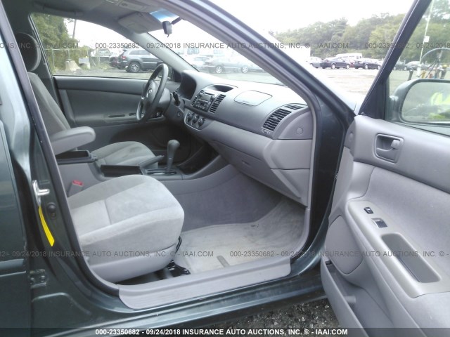 4T1BE30K14U342645 - 2004 TOYOTA CAMRY LE/XLE/SE Жасыл фото 5