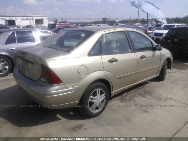 1FAFP34342W203653 - 2002 FORD FOCUS SE/SE COMFORT/SE SPORT BEIGE photo 4