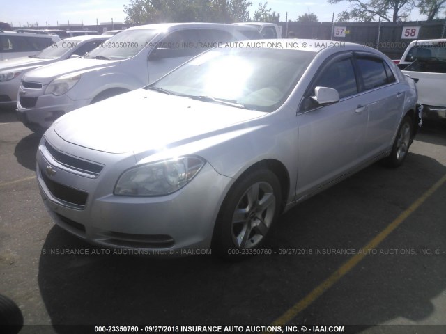 1G1ZC5EB1AF154200 - 2010 CHEVROLET MALIBU 1LT SILVER photo 2