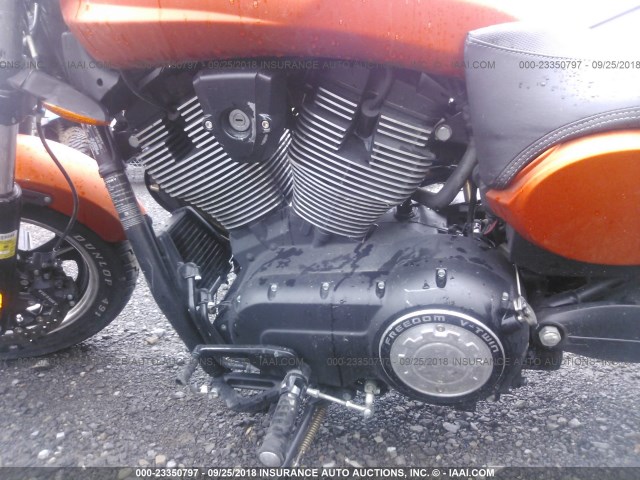 5VPMB36NXD3009441 - 2013 VICTORY MOTORCYCLES JUDGE Қызғылт сары фото 9