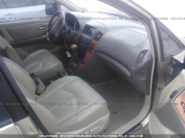 JTJGF10U320148441 - 2002 LEXUS RX 300 GOLD photo 5