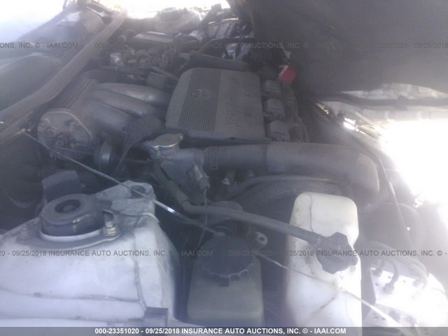 JT2BF28K6X0148309 - 1999 TOYOTA CAMRY LE/XLE 白色 照片 10