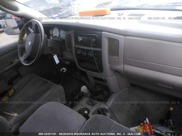 3D7KS28C85G707109 - 2005 DODGE RAM 2500 ST/SLT 白色 照片 5