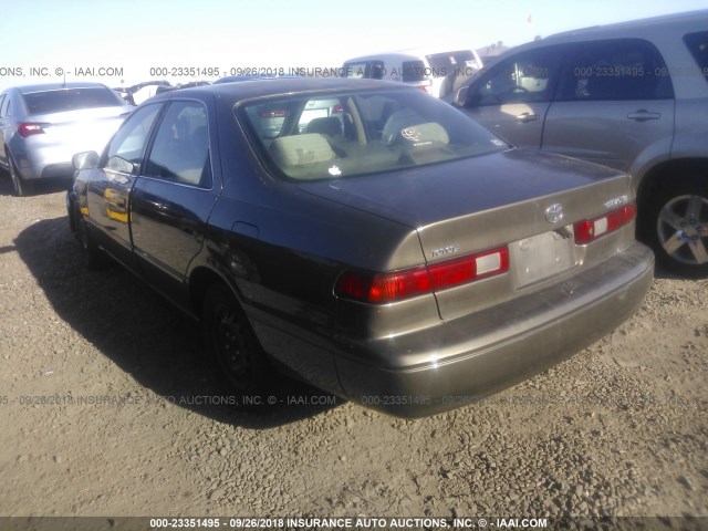 JT2BG22K6V0096263 - 1997 TOYOTA CAMRY LE/XLE GRAY photo 3