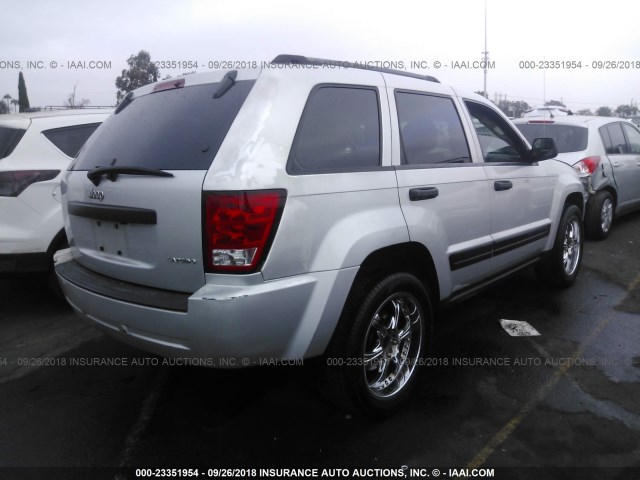 1J4GS48K45C663237 - 2005 JEEP GRAND CHEROKEE LAREDO/COLUMBIA/FREEDOM 银色 照片 4