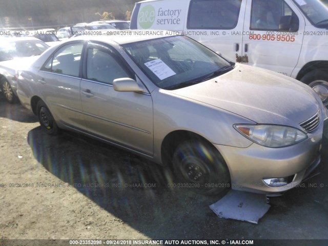4T1BE30K85U403183 - 2005 TOYOTA CAMRY LE/XLE/SE Бежевый фото 1