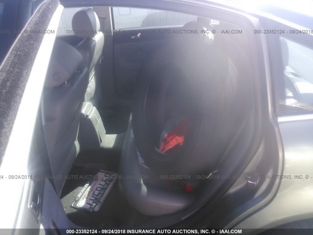 WVWRH63B02P120746 - 2002 VOLKSWAGEN PASSAT GLX 绿色 照片 8