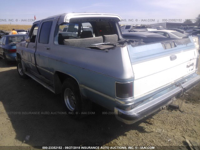 1G8FK16C6FF139402 - 1985 CHEVROLET SUBURBAN K10 SILVER photo 3