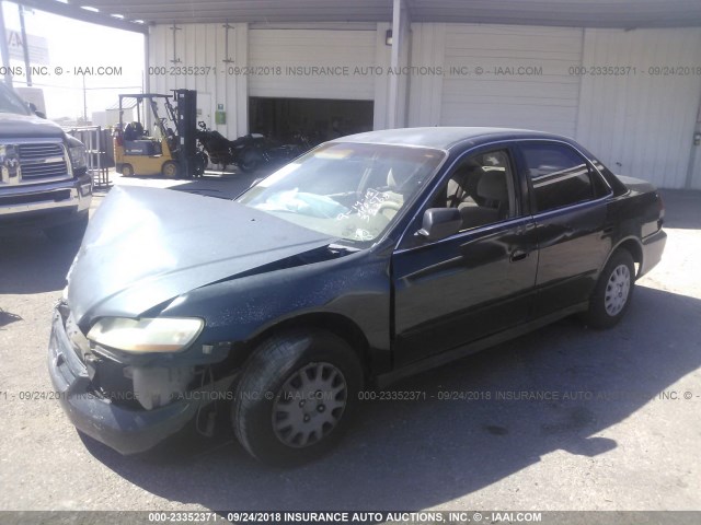 1HGCF86661A066801 - 2001 HONDA ACCORD VALUE GREEN photo 2