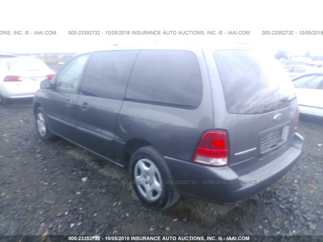 2FMZA51645BA63527 - 2005 FORD FREESTAR SE SILVER photo 3