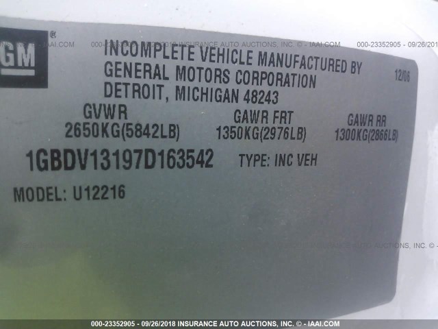 1GBDV13197D163542 - 2007 CHEVROLET UPLANDER INCOMPLETE 白色 照片 9