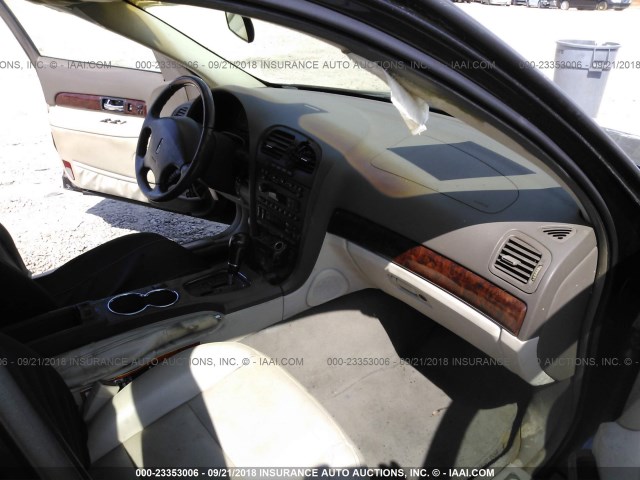 1LNHM87A22Y705533 - 2002 LINCOLN LS 黑色 照片 5