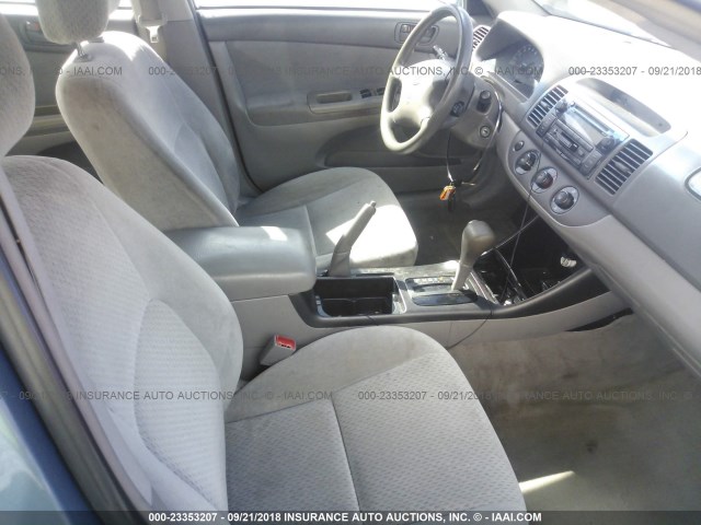 4T1BE32K53U671747 - 2003 TOYOTA CAMRY LE/XLE/SE Көк фото 5