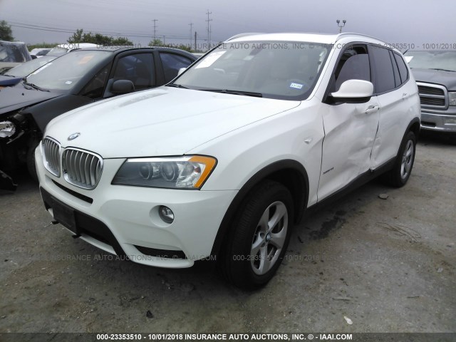 5UXWX5C57CL720049 - 2012 BMW X3 XDRIVE28I WHITE photo 2