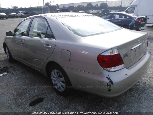 4T1BE32K55U532415 - 2005 TOYOTA CAMRY LE/XLE/SE Bej foto 3
