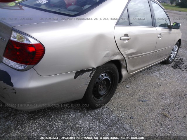 4T1BE32K55U532415 - 2005 TOYOTA CAMRY LE/XLE/SE Bej foto 4