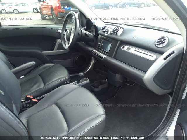 WMEEJ3BA0DK596068 - 2013 SMART FORTWO PURE/PASSION BLACK photo 5