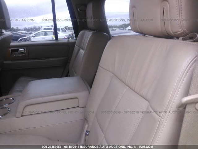 5LMFU28567LJ24799 - 2007 LINCOLN NAVIGATOR Czarny zdjęcie 8